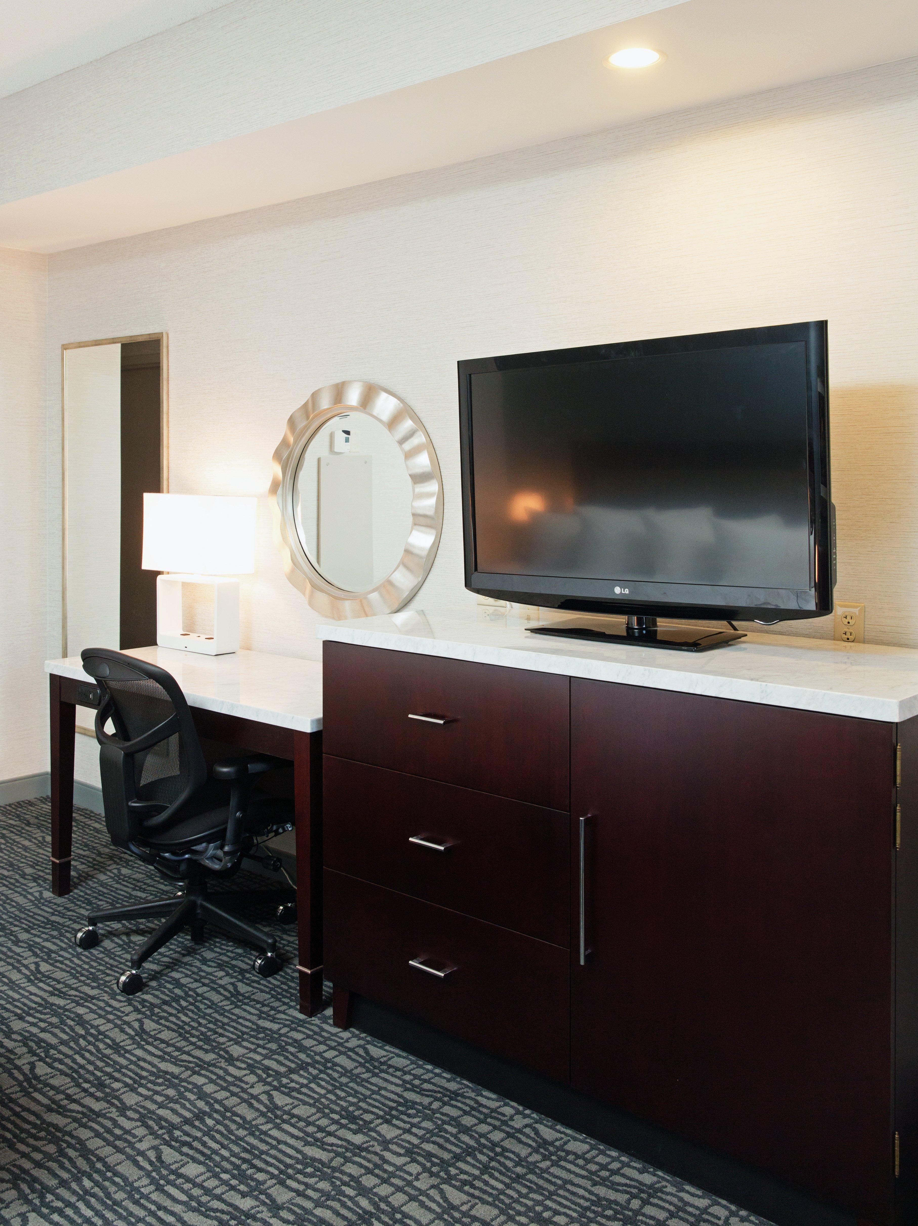Crowne Plaza Springfield Convention Center By Ihg Hotel Exterior photo